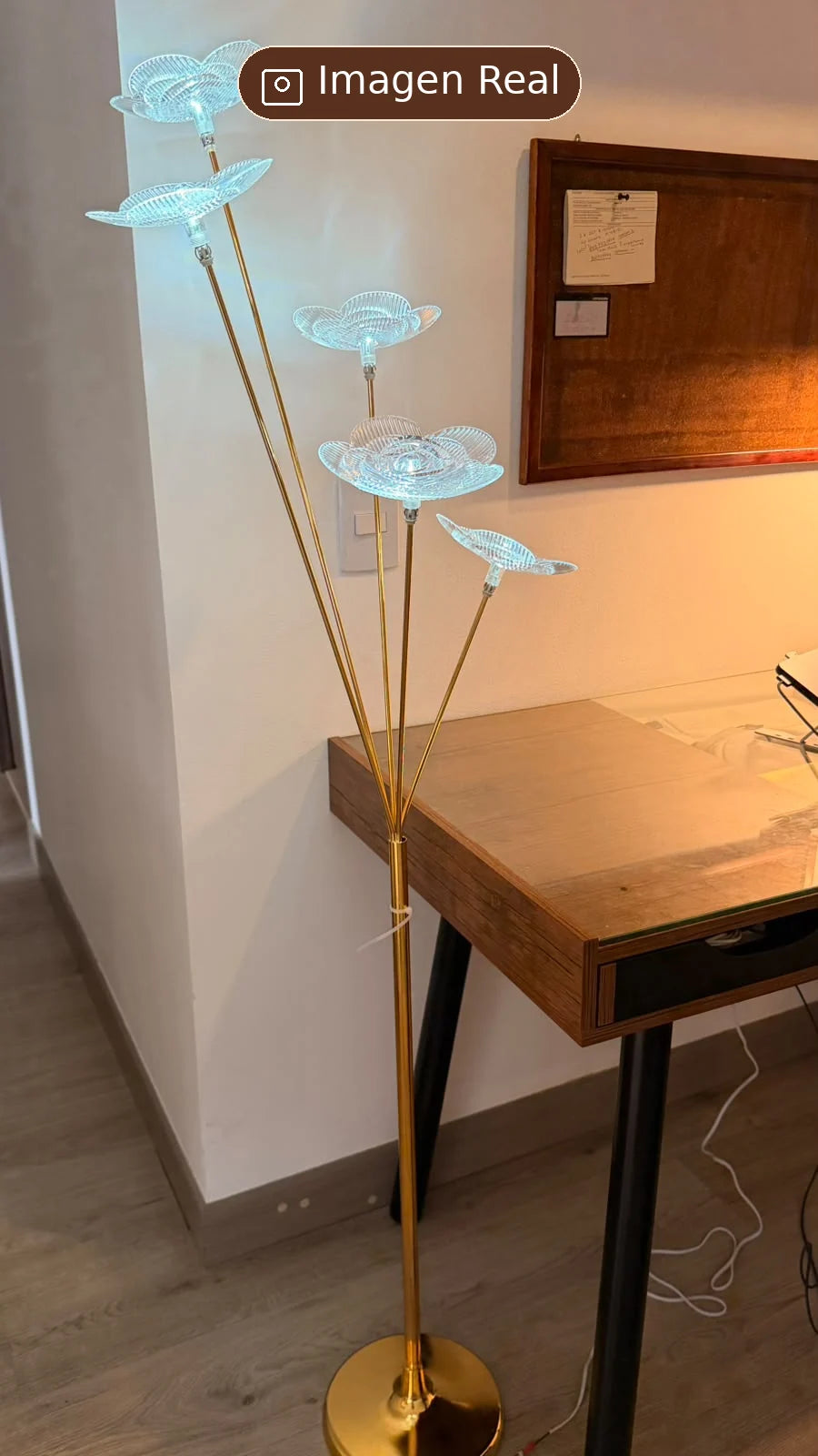 Lámpara de Piso LED con 5 Flores de Cristal Acrílico